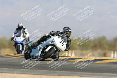 media/Oct-20-2024-CVMA (Sun) [[d4a3dff211]]/Race 9-Formulw LW Twins SHOOTOUT/